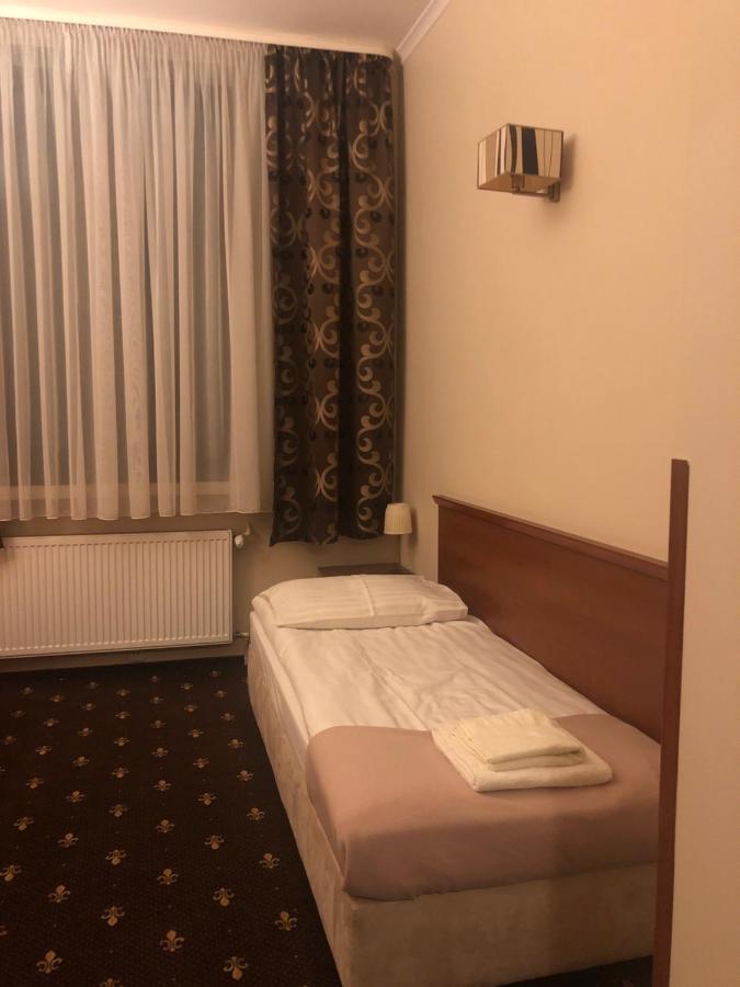 נובי טארג Restauracja Noclegi Ruczaj מראה חיצוני תמונה